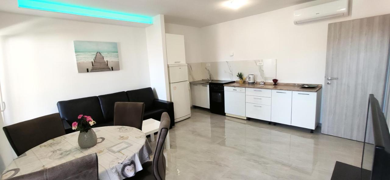 Apartment Dolores Makarská Exteriér fotografie